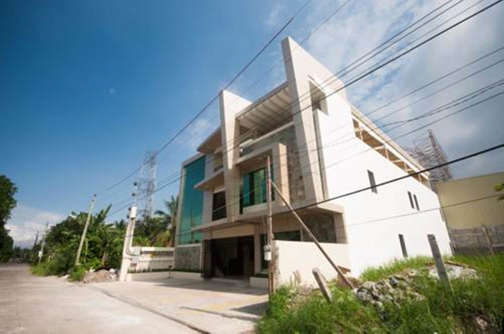 Nf Suites Davao City Eksteriør billede