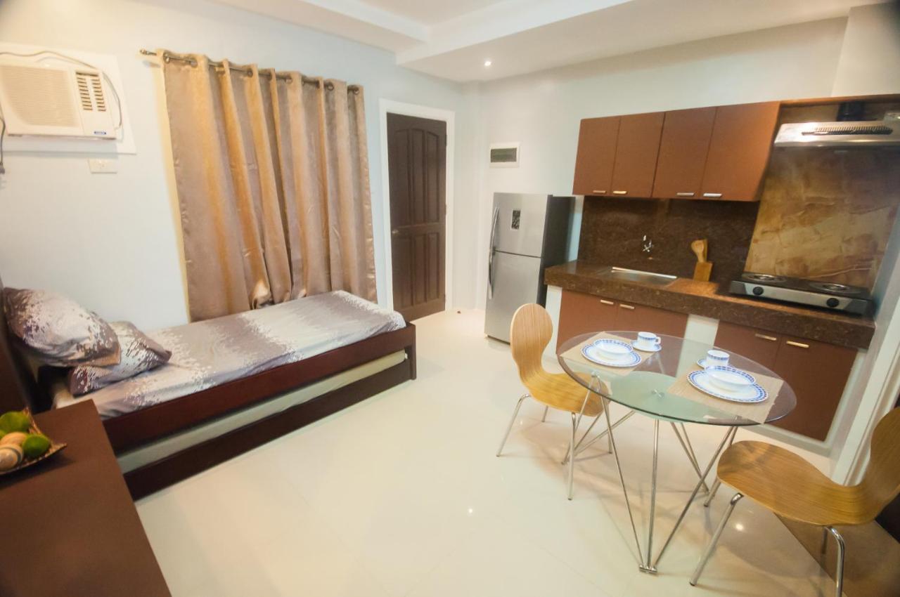 Nf Suites Davao City Eksteriør billede